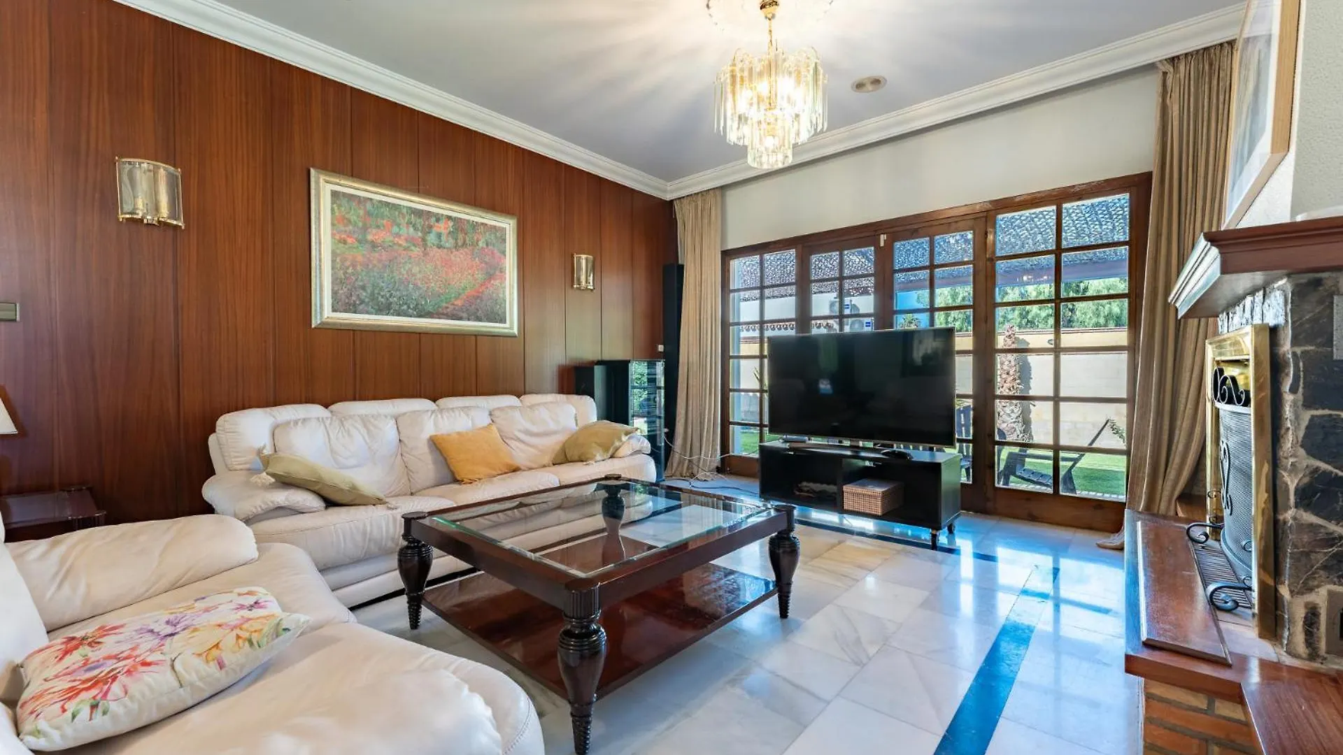 Villa con piscina en Churriana Malaga Holiday home