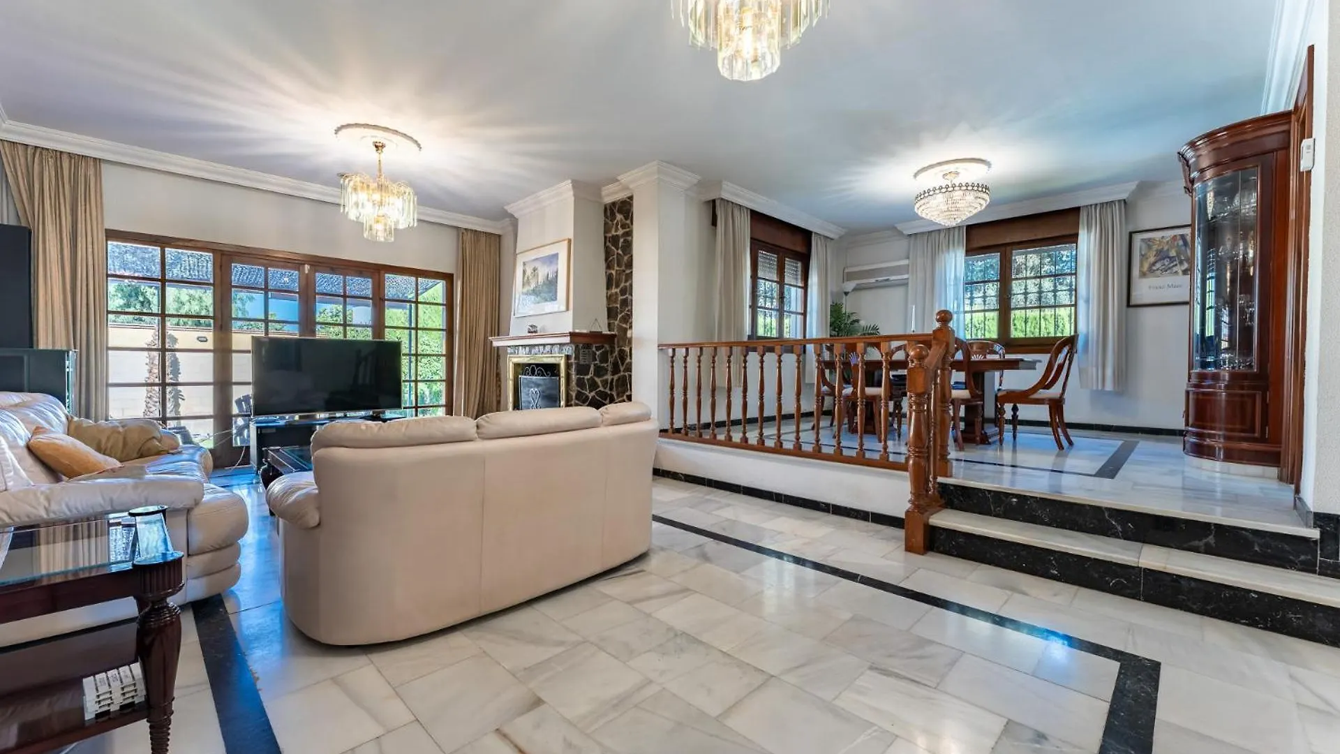 Villa con piscina en Churriana Malaga Holiday home