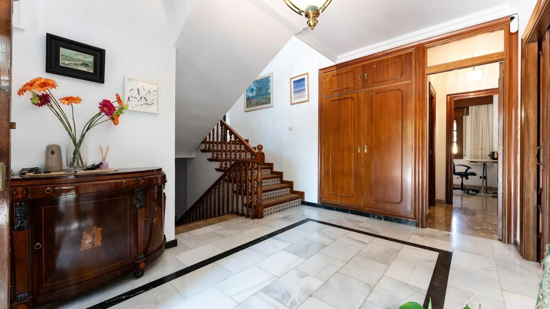 Villa con piscina en Churriana Malaga