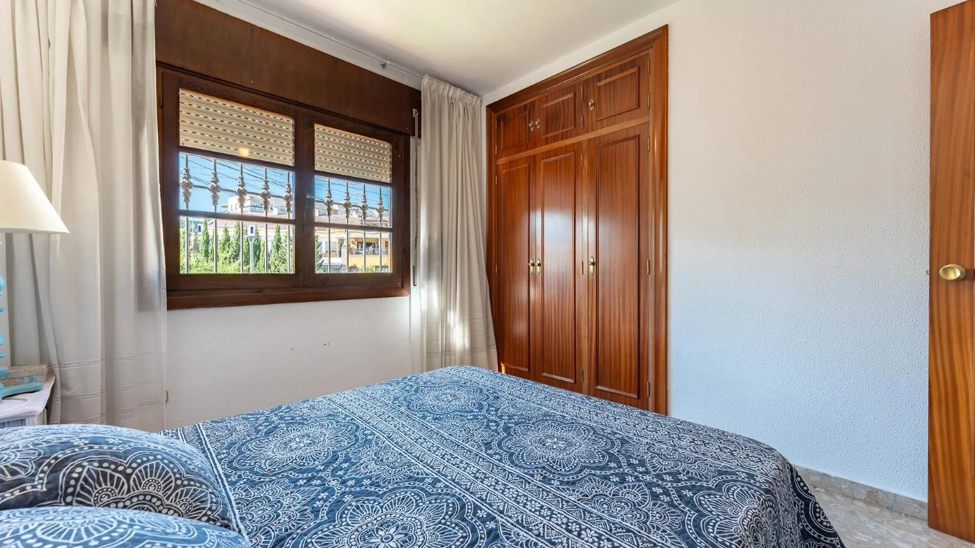 Villa con piscina en Churriana Malaga